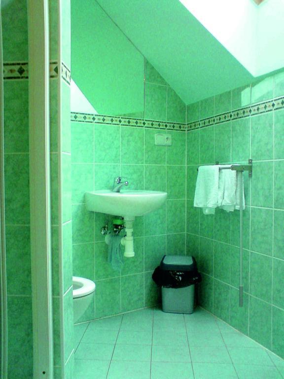 Penzion U Mikulincu Mikulov Quarto foto